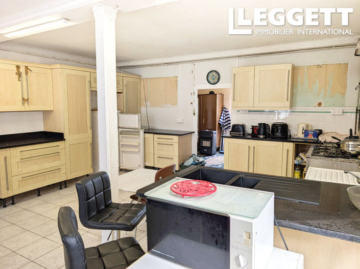 Image No.3-3 Bed Land for sale