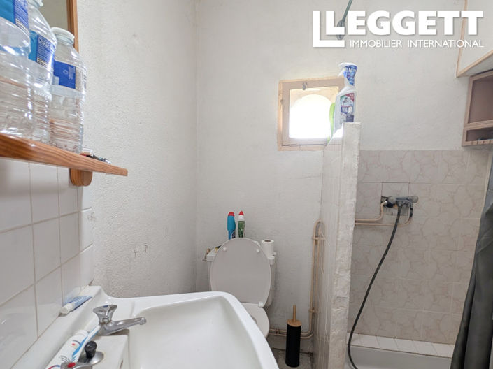 Image No.7-3 Bed Land for sale