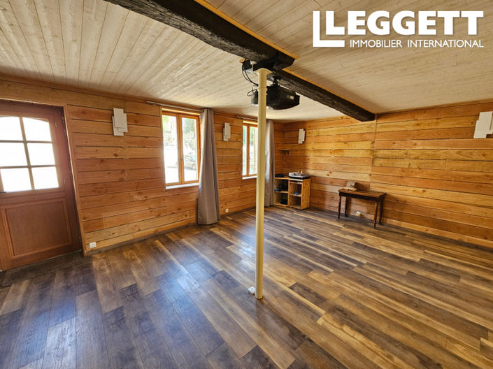 Image No.6-3 Bed House for sale