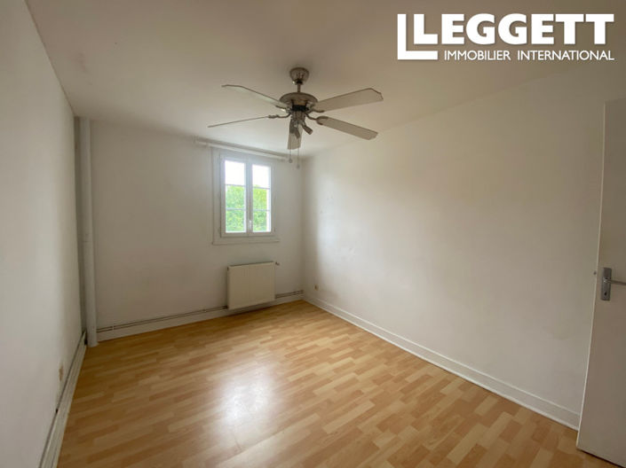 Image No.8-3 Bed House for sale