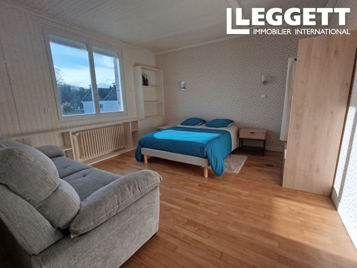 Image No.6-9 Bed House for sale