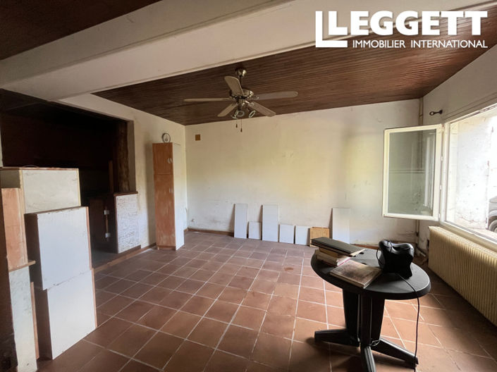 Image No.5-2 Bed House for sale