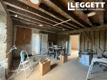 ahr0chm6ly9jzg4uagvzdglhlmltbw8vaw1hz2uvvevom