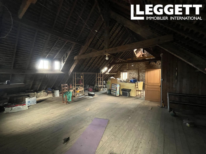 Image No.9-4 Bed House for sale