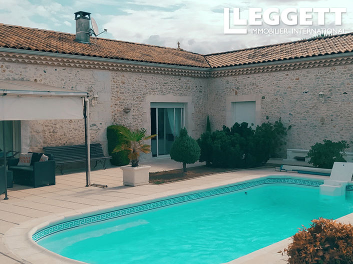 Image No.2-4 Bed House for sale