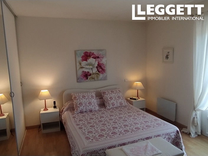 Image No.9-4 Bed House for sale