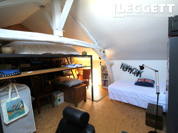 Image No.9-3 Bed House for sale