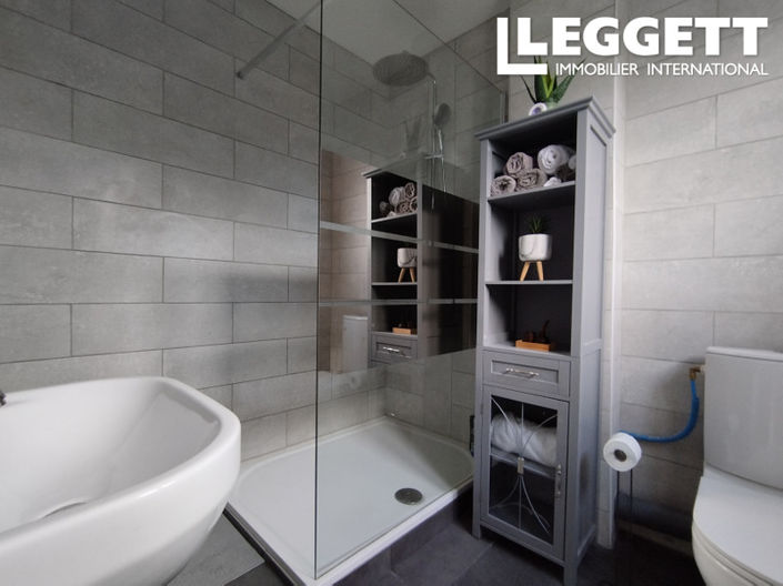 Image No.7-3 Bed House for sale