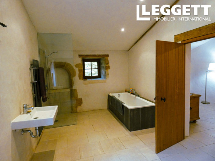 Image No.9-4 Bed House for sale