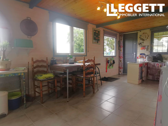 Image No.10-4 Bed House for sale