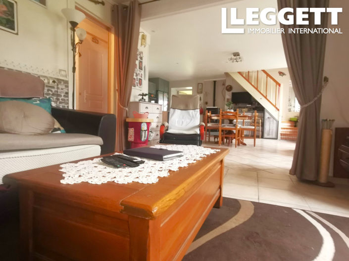 Image No.2-4 Bed House for sale