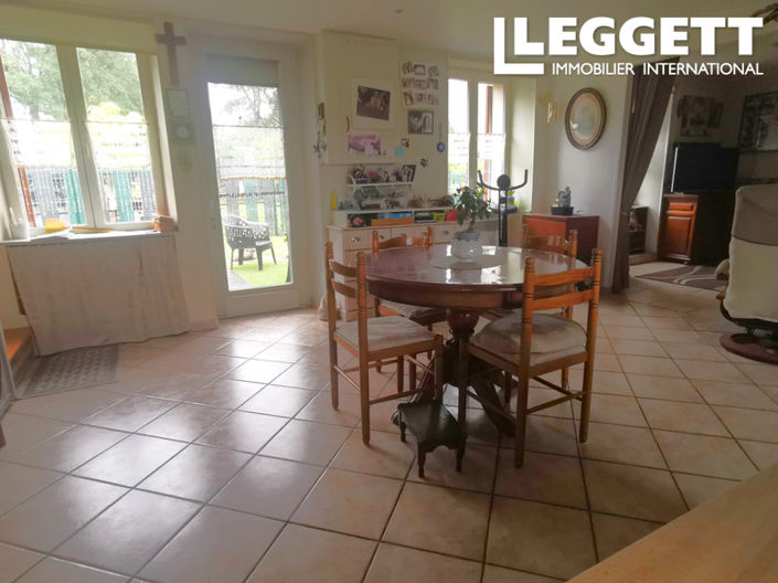 Image No.3-4 Bed House for sale