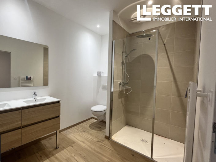 Image No.4-2 Bed House for sale