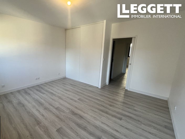 Image No.7-2 Bed House for sale