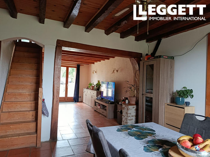 Image No.8-3 Bed House for sale