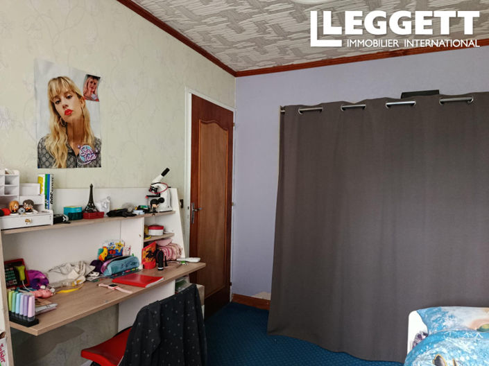 Image No.9-3 Bed House for sale