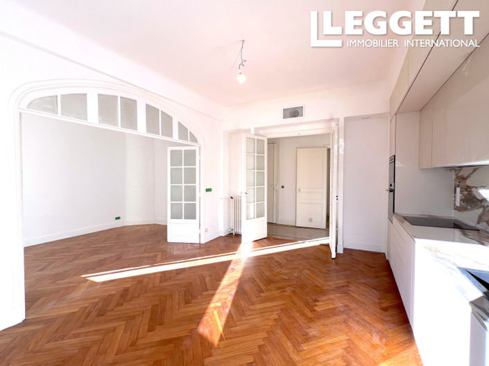 Image No.1-4 Bed Apartment for sale