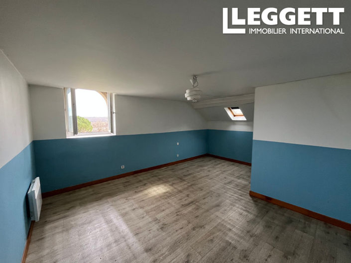 Image No.9-5 Bed House for sale