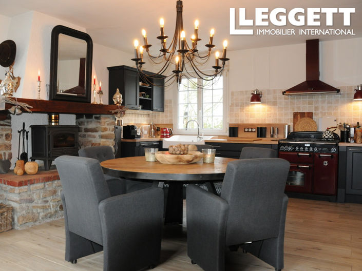 Image No.2-4 Bed House for sale