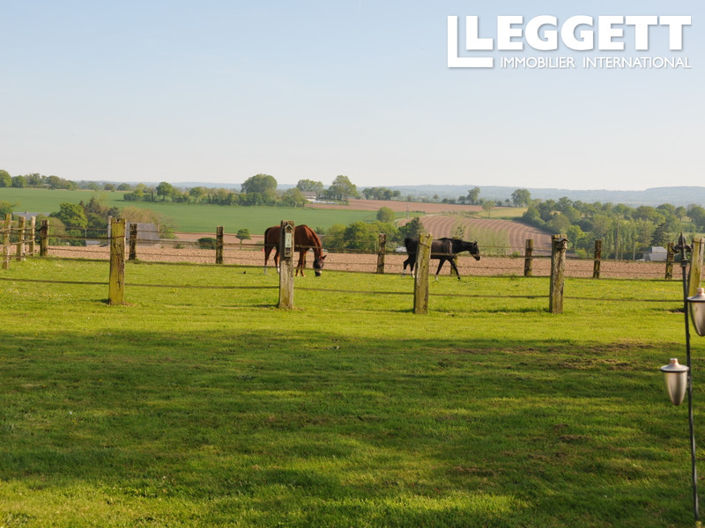 Image No.9-4 Bed House for sale