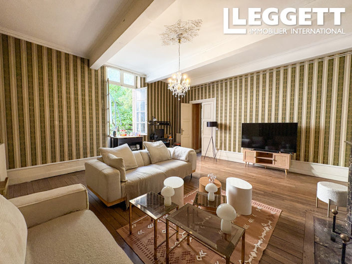 Image No.1-3 Bed Apartment for sale