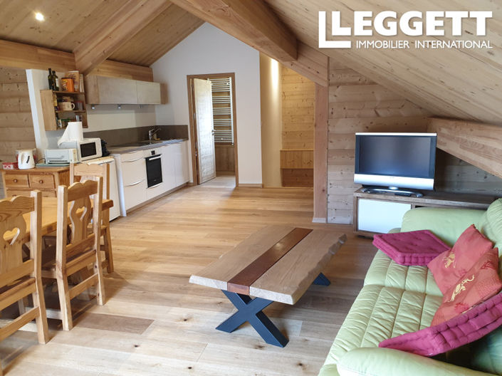 Image No.6-7 Bed House for sale