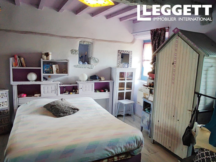 Image No.9-2 Bed House for sale