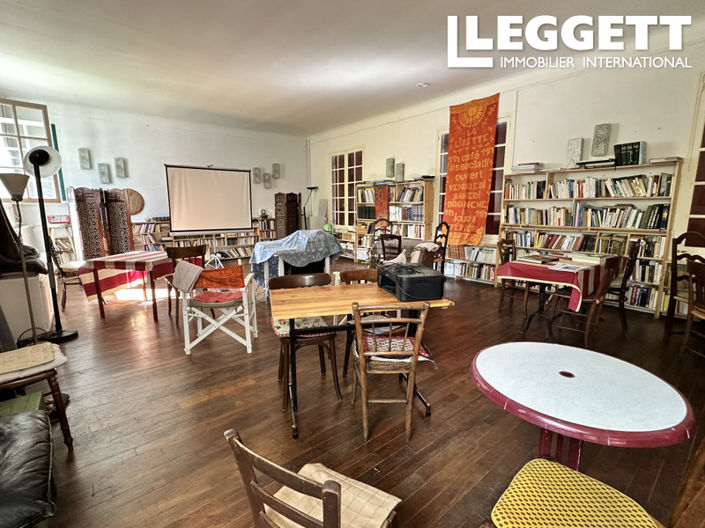 Image No.6-4 Bed Commercial for sale