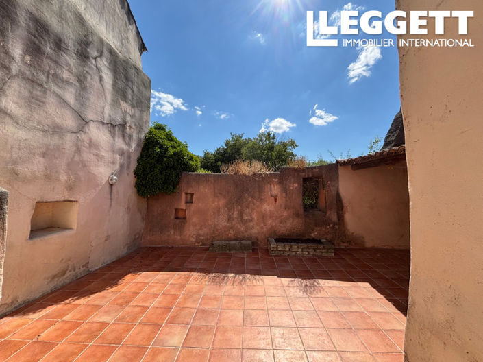 Image No.10-3 Bed House for sale