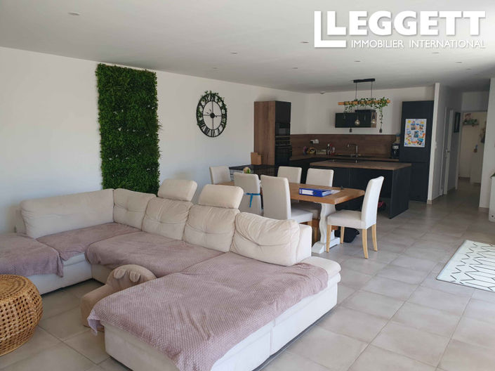 Image No.3-6 Bed House for sale