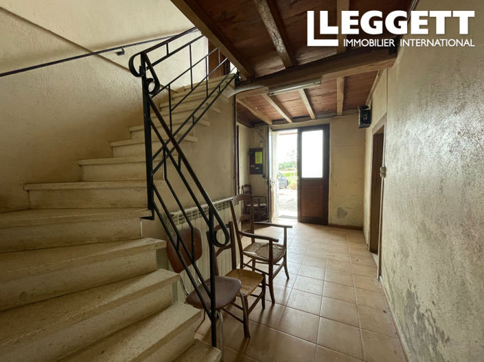 Image No.9-2 Bed House for sale