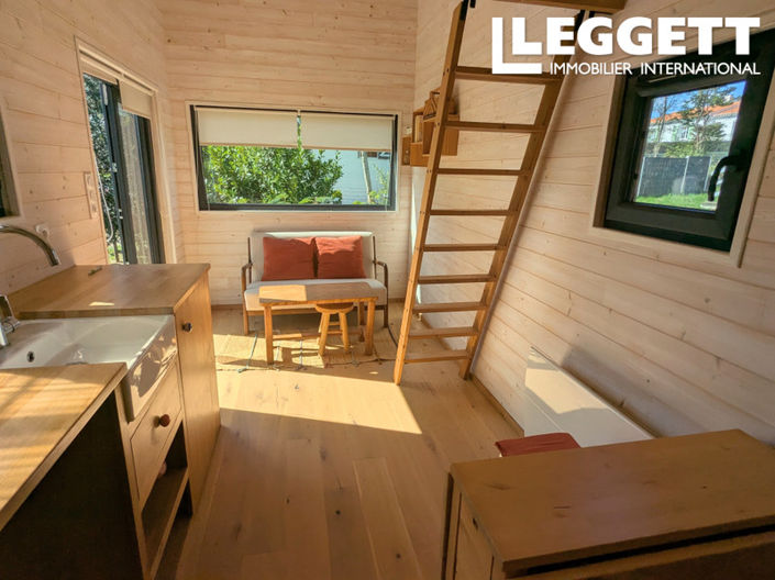 Image No.9-1 Bed House for sale