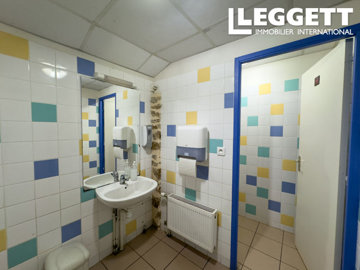 ahr0chm6ly9jzg4uagvzdglhlmltbw8vaw1hz2uvvevom