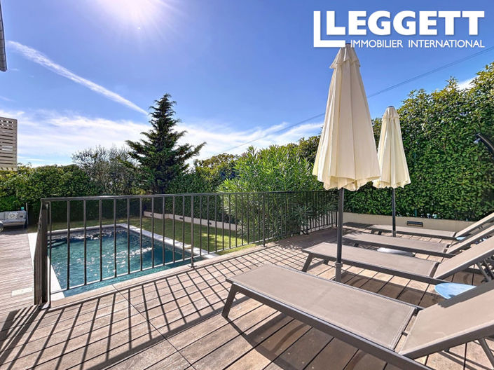 Image No.4-5 Bed House for sale