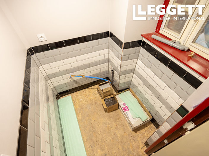 Image No.5-1 Bed House for sale