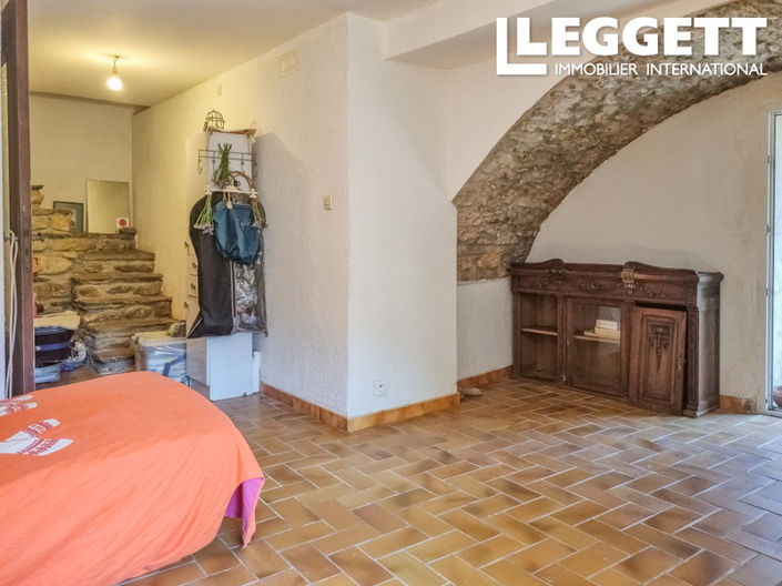 Image No.8-1 Bed House for sale