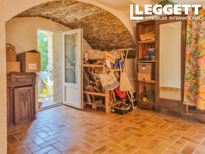 Image No.9-1 Bed House for sale