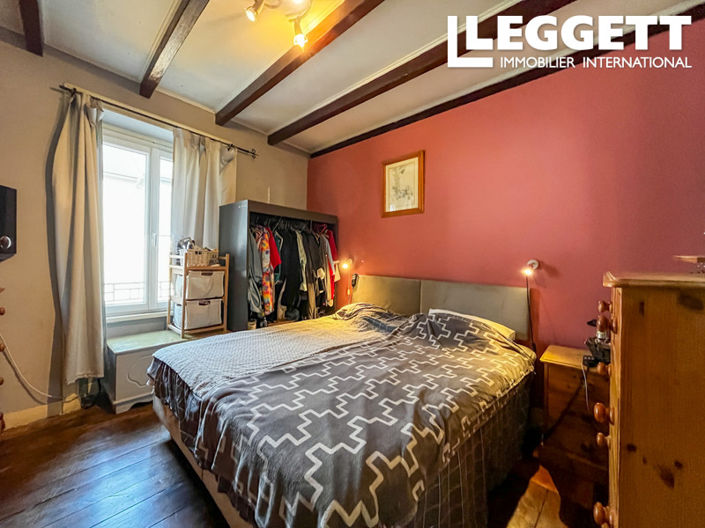 Image No.10-4 Bed Commercial for sale