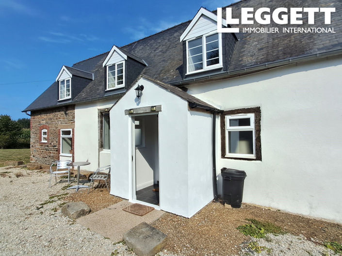 Image No.2-4 Bed House for sale