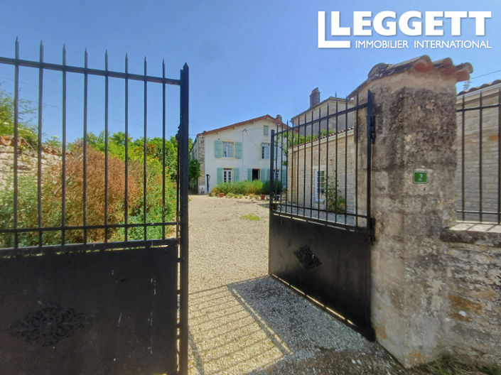 Image No.2-5 Bed House for sale