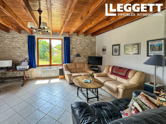 Image No.6-5 Bed House for sale