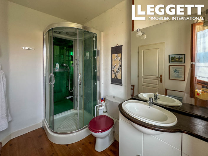 Image No.9-5 Bed House for sale