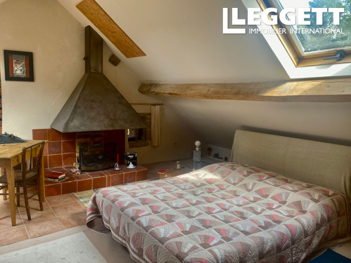 Image No.10-3 Bed House for sale