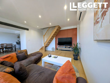 ahr0chm6ly9jzg4uagvzdglhlmltbw8vaw1hz2uvvevom