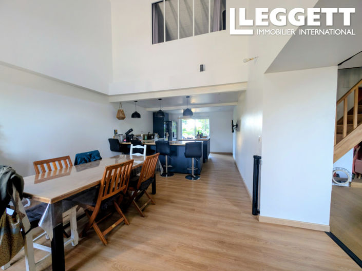 Image No.3-2 Bed House for sale