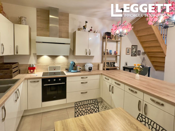 Image No.4-2 Bed House for sale