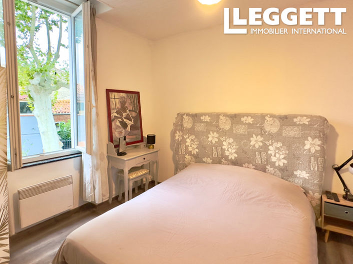 Image No.8-2 Bed House for sale