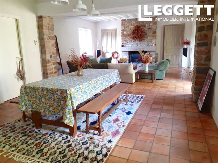 Image No.9-3 Bed House for sale