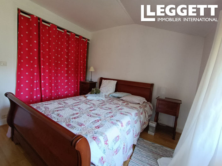 Image No.5-4 Bed House for sale