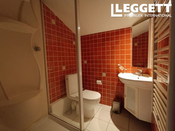 ahr0chm6ly9jzg4uagvzdglhlmltbw8vaw1hz2uvvevom